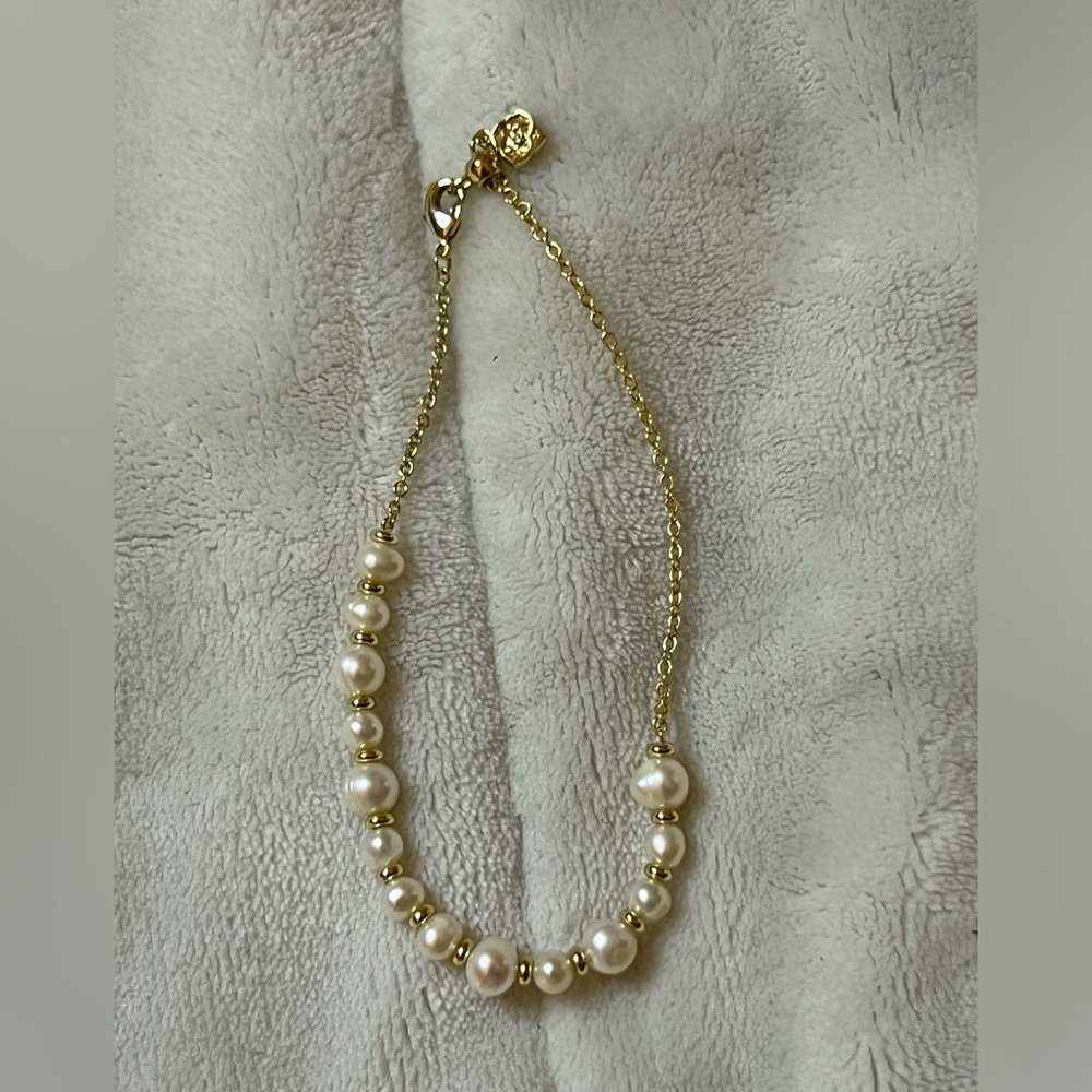 Kendra Scott pearl bracelet